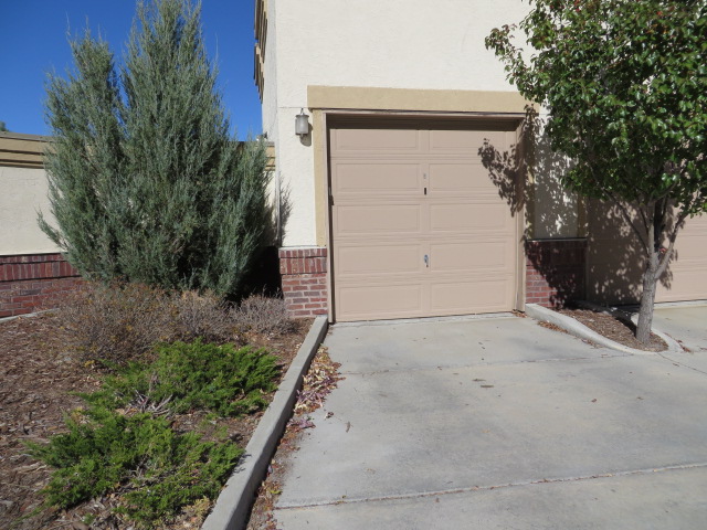 Garage_Horizontal post